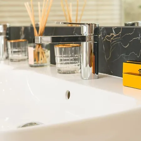 Marina Hvar * 赫瓦尔