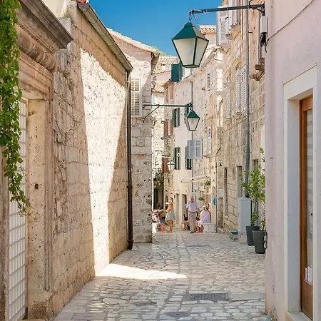 Marina Hvar 别墅 赫瓦尔