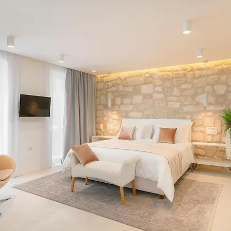 וילה Marina Hvar *